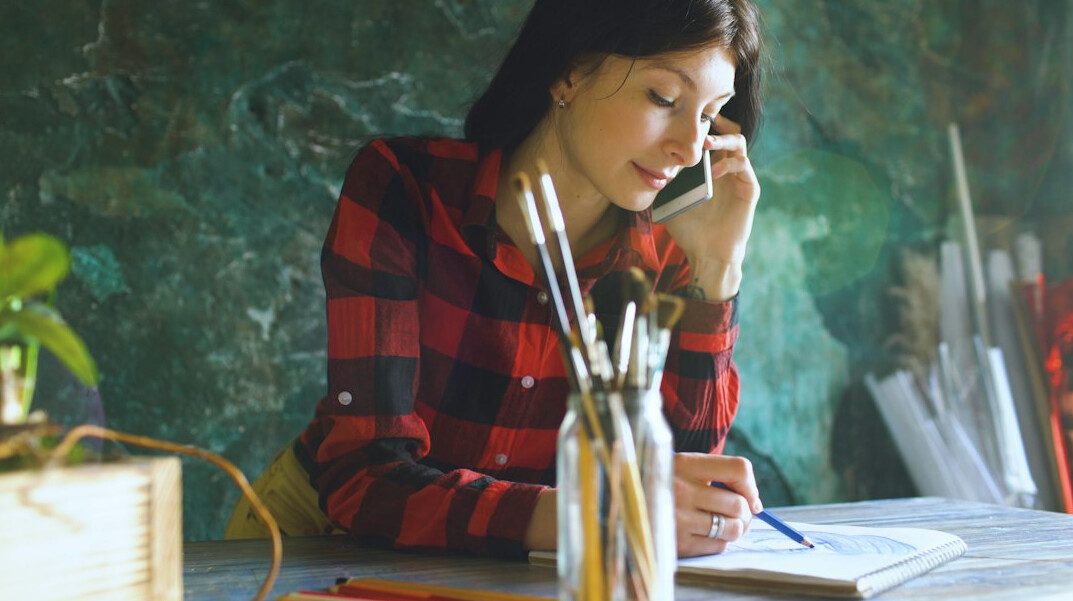 focused student studying with healthy habits